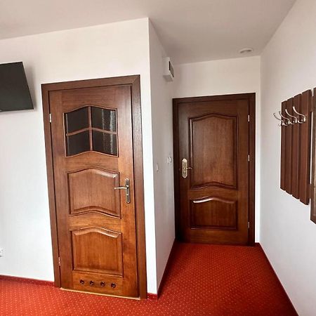 Hotel "Xavier" Lubycza Krolewska Ngoại thất bức ảnh
